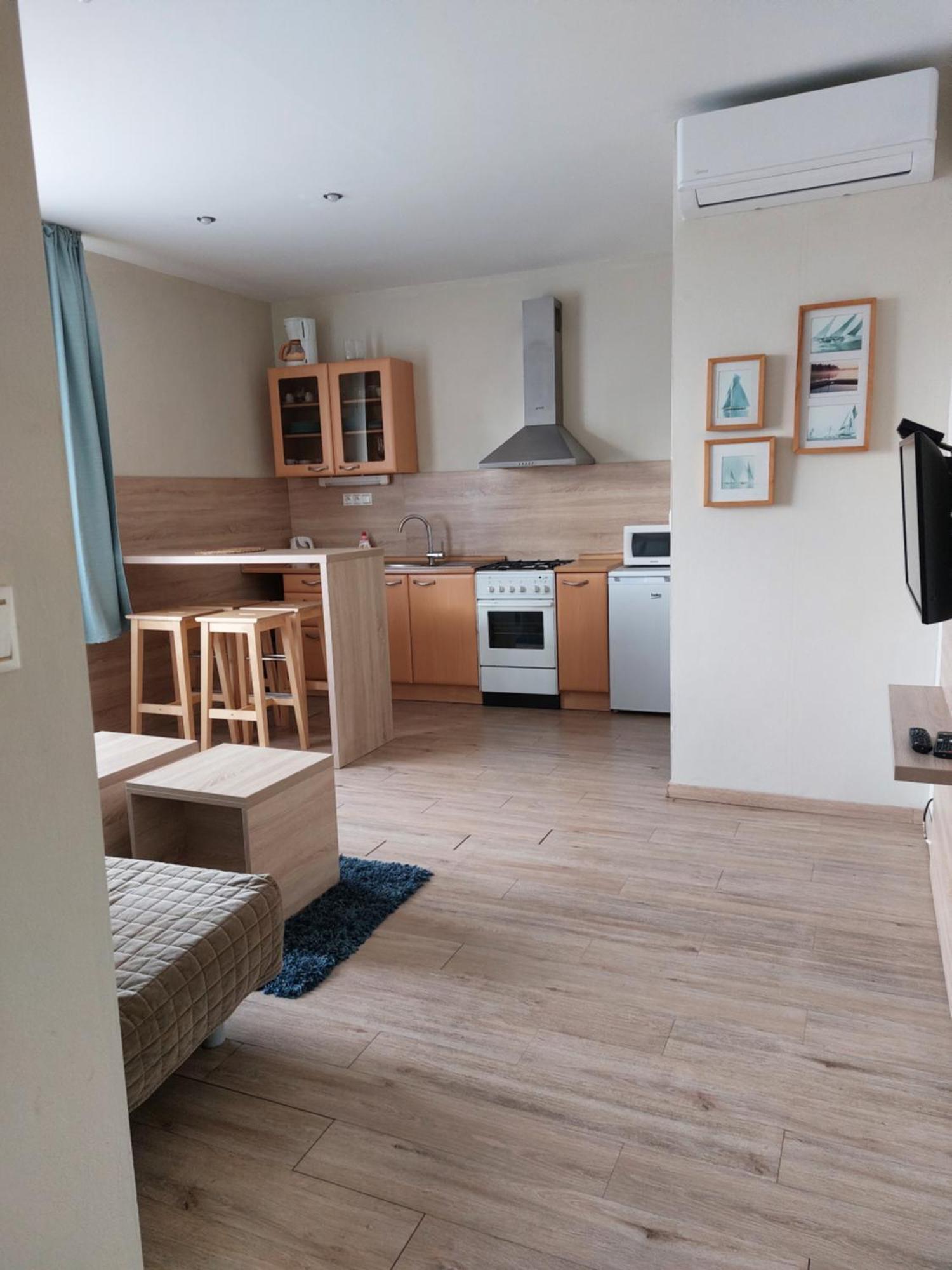 Apartments Lafranconi บราติสลาวา ภายนอก รูปภาพ